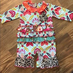 Sage & Lilly 1pc outfit size 3M.